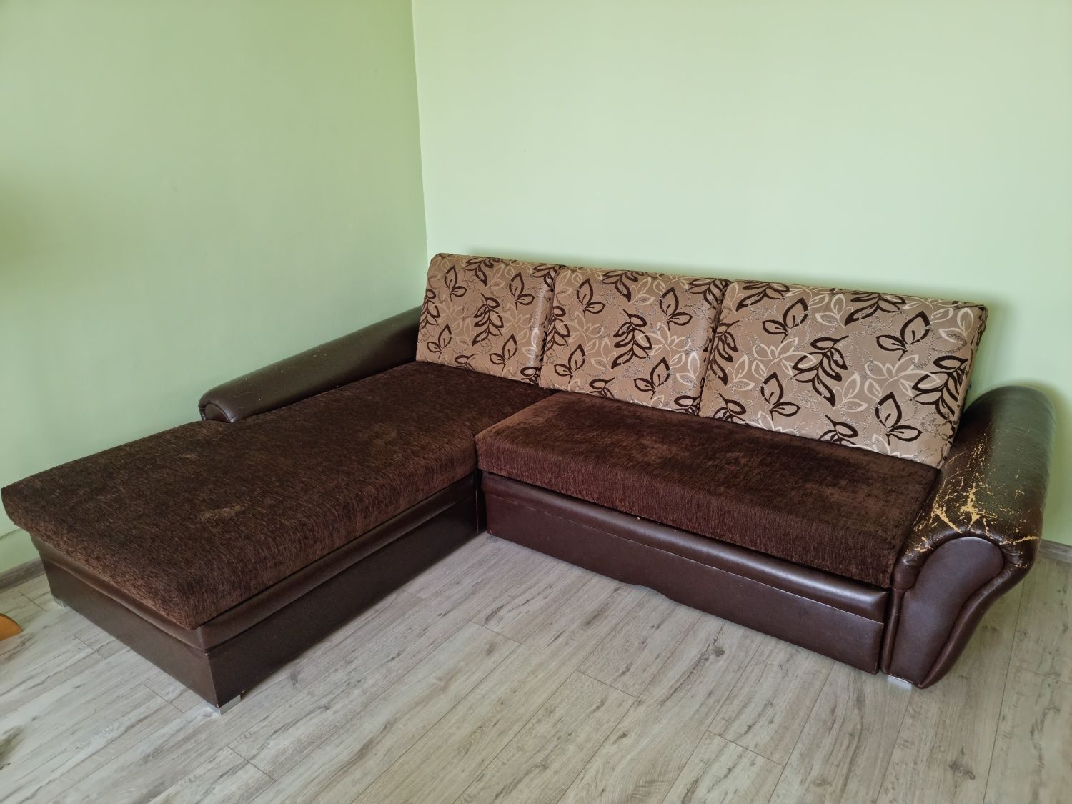 Narożnik z funkcją spania