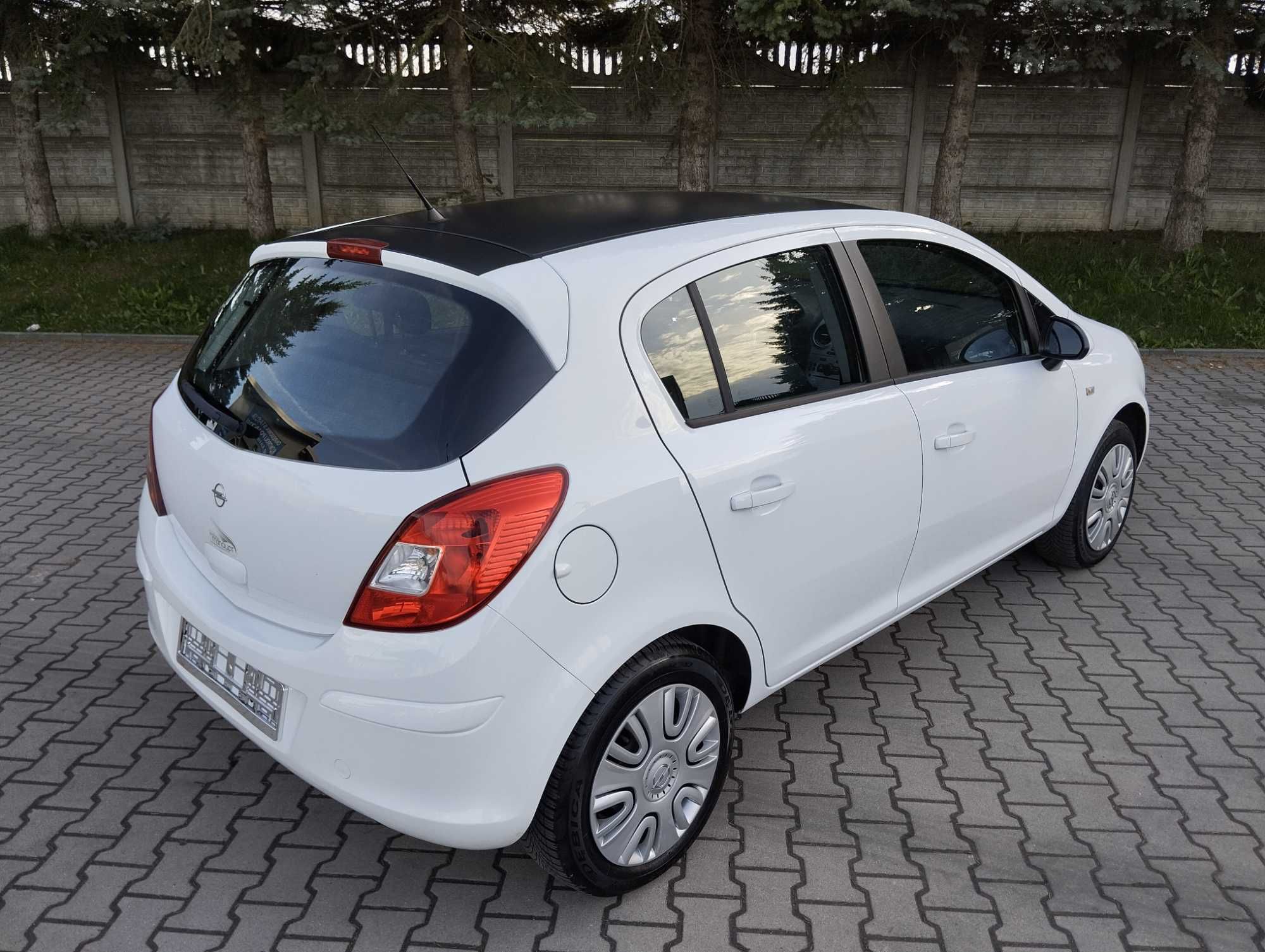 Opel Corsa 2014r 1.2 benzyna  ** 70tys.km ** z Niemiec, opłacony