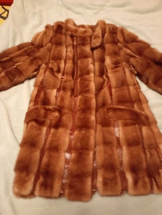 Продаю полушубок з норки