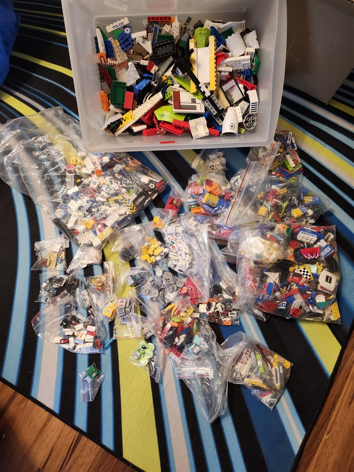 Mix Lego klocki drobne ,segregowane , nadruk , koła ,szyby