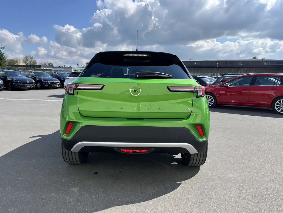 Opel Mokka-E      2021