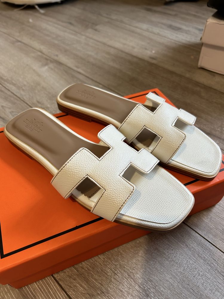 Шльопанці Hermes