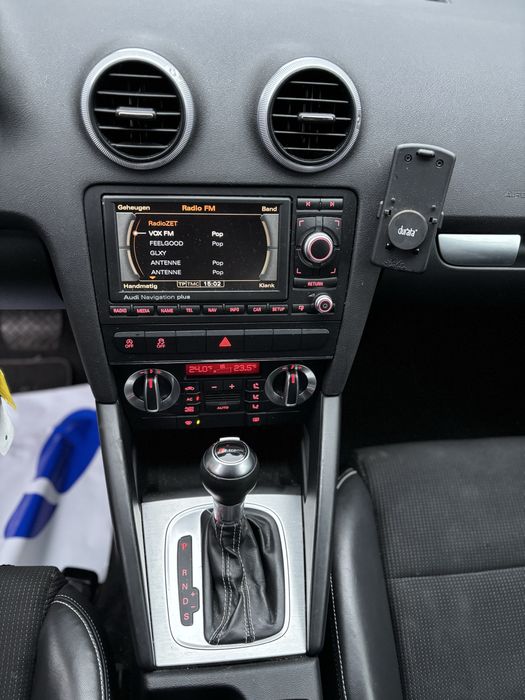 Audi a3 s-line 1.4 turbo automat