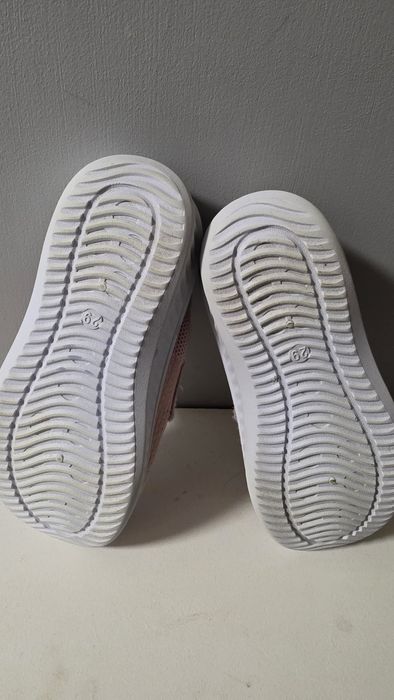 kapcie Stich - rozmiar 29