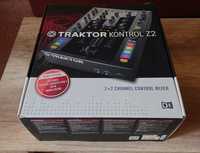 Native Instruments TRAKTOR KONTROL Z2
Native Instruments TRAKTOR KONTR