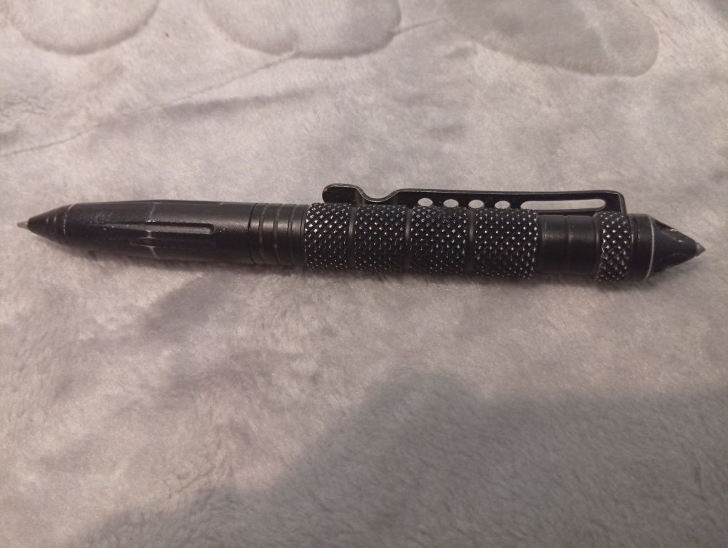 Vendo esta caneta como pode ver nas fotos