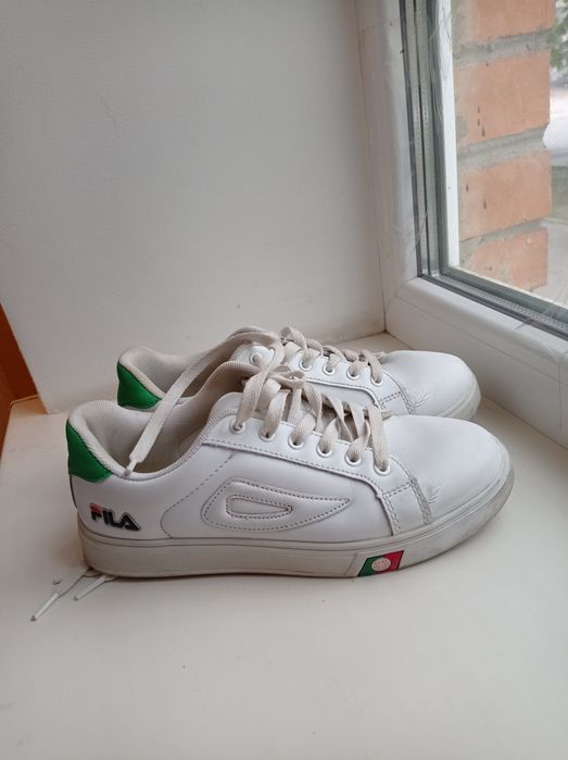 Кросівки кеди 38 розмір