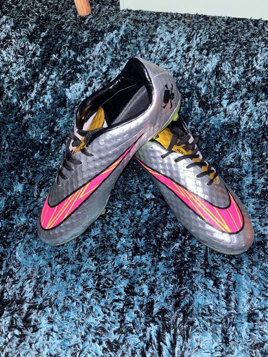 Chuteira Nike Hypervenom Phantom FG - Prata Para Campo Firme