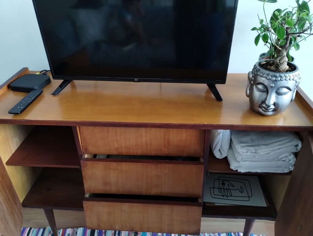 Móvel de TV vintage