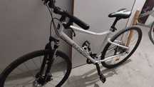 bicicleta riverside 500 pouco uso