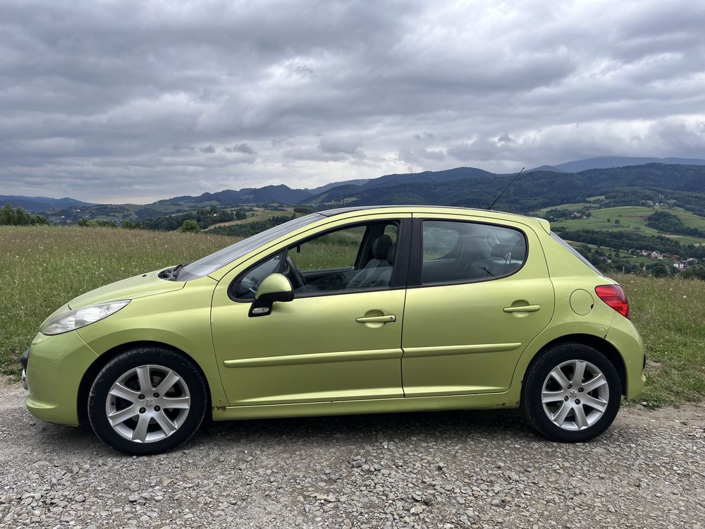 Peugeot 207 1.6 hdi 2006r.