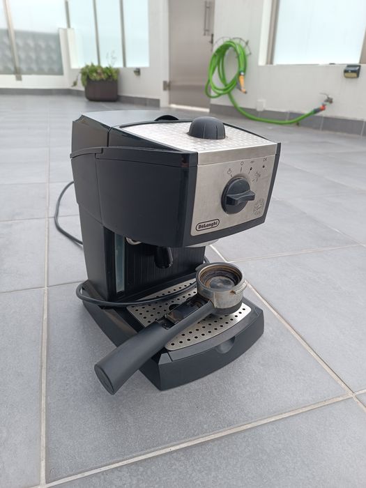 Máquina de Café DeLonghi