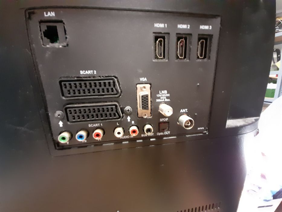 2 Telewizory Medion i Toshiba