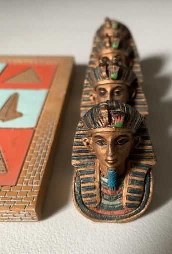 Jogo do Galo (Tic Tac Toe) com Temas Egípcios