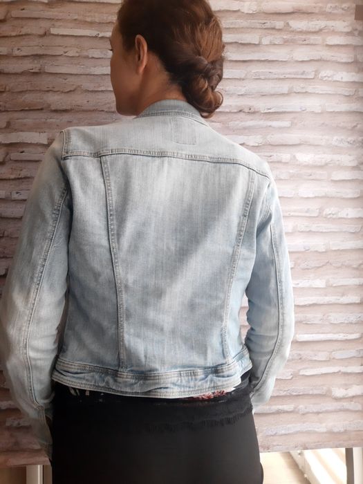 Kurtka jeansowa Bershka