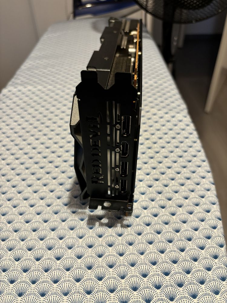 AMD Radeon RX 5700 XT 8Gb Powercolor Red Devil
