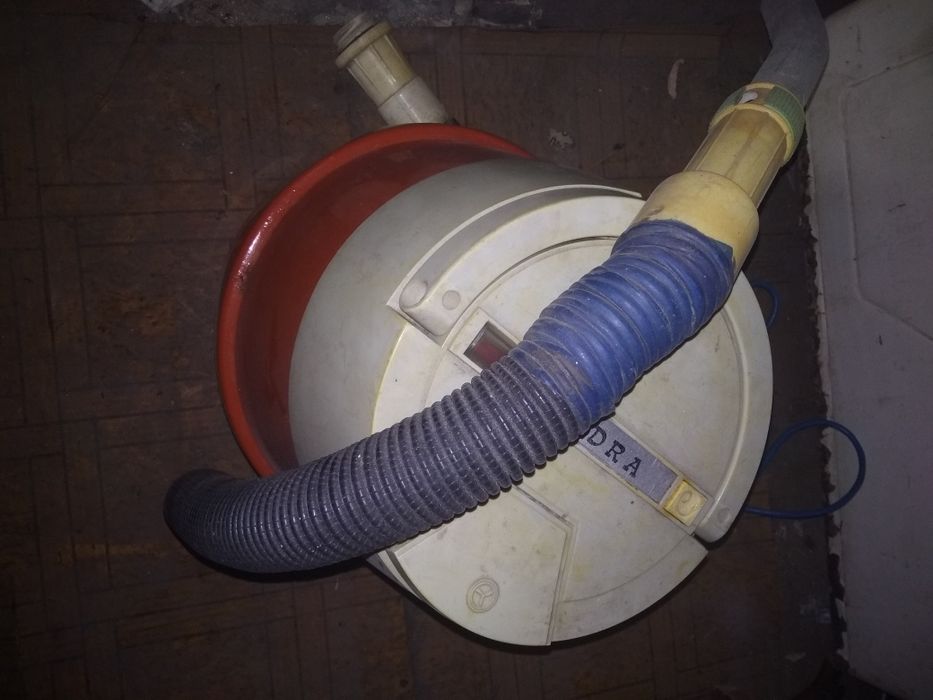 Продам пылесос Audra