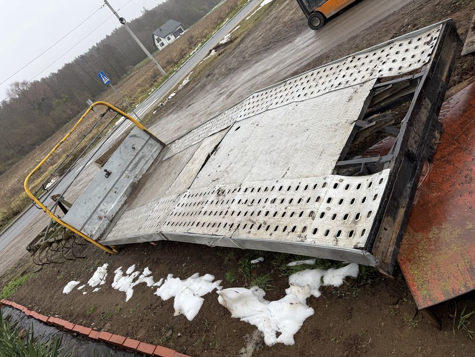 Najazd laweta iveco daily blizniak