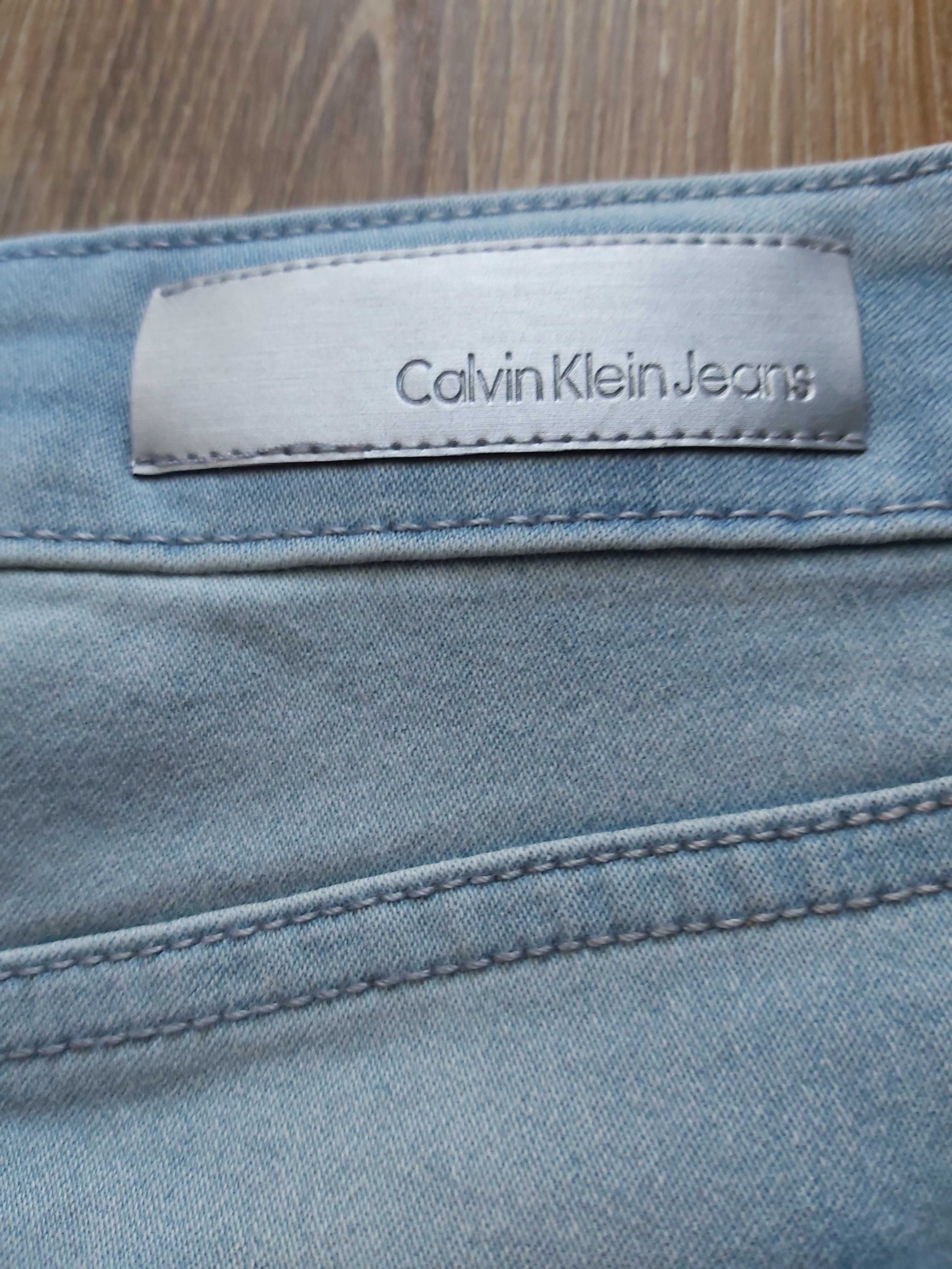 Nowe jeansy Calvin Klein na 12 lat