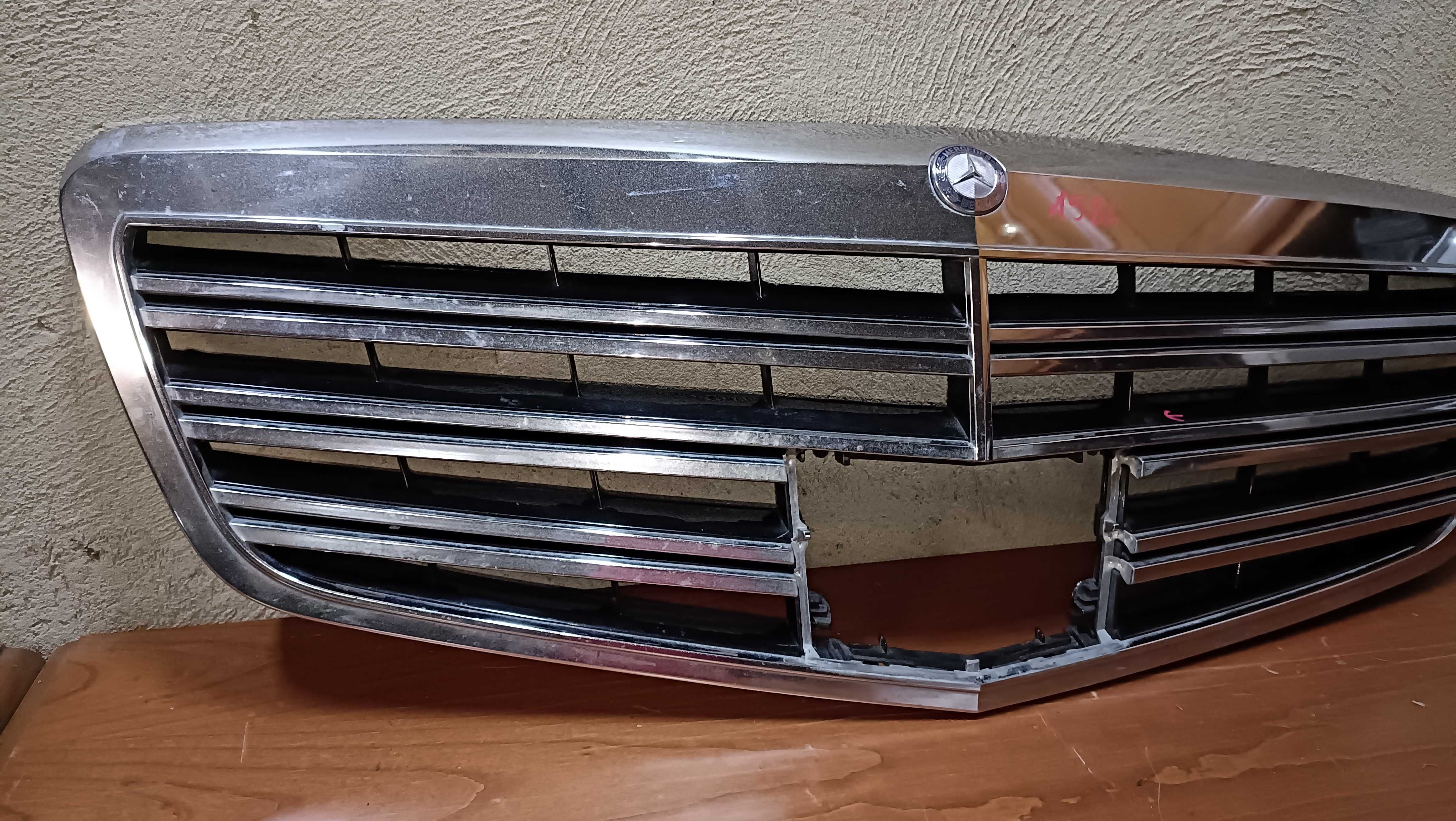 Mercedes W221 S-Klasa Atrapa grill zderzaka