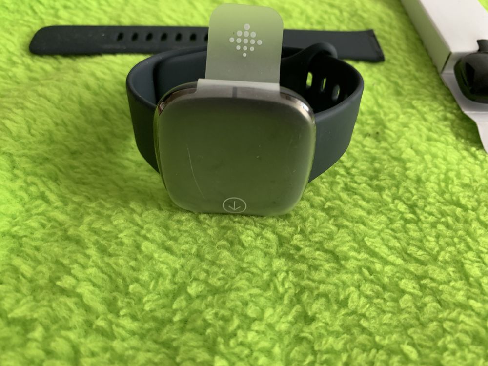 Fitbit Sense granatowy Nowy