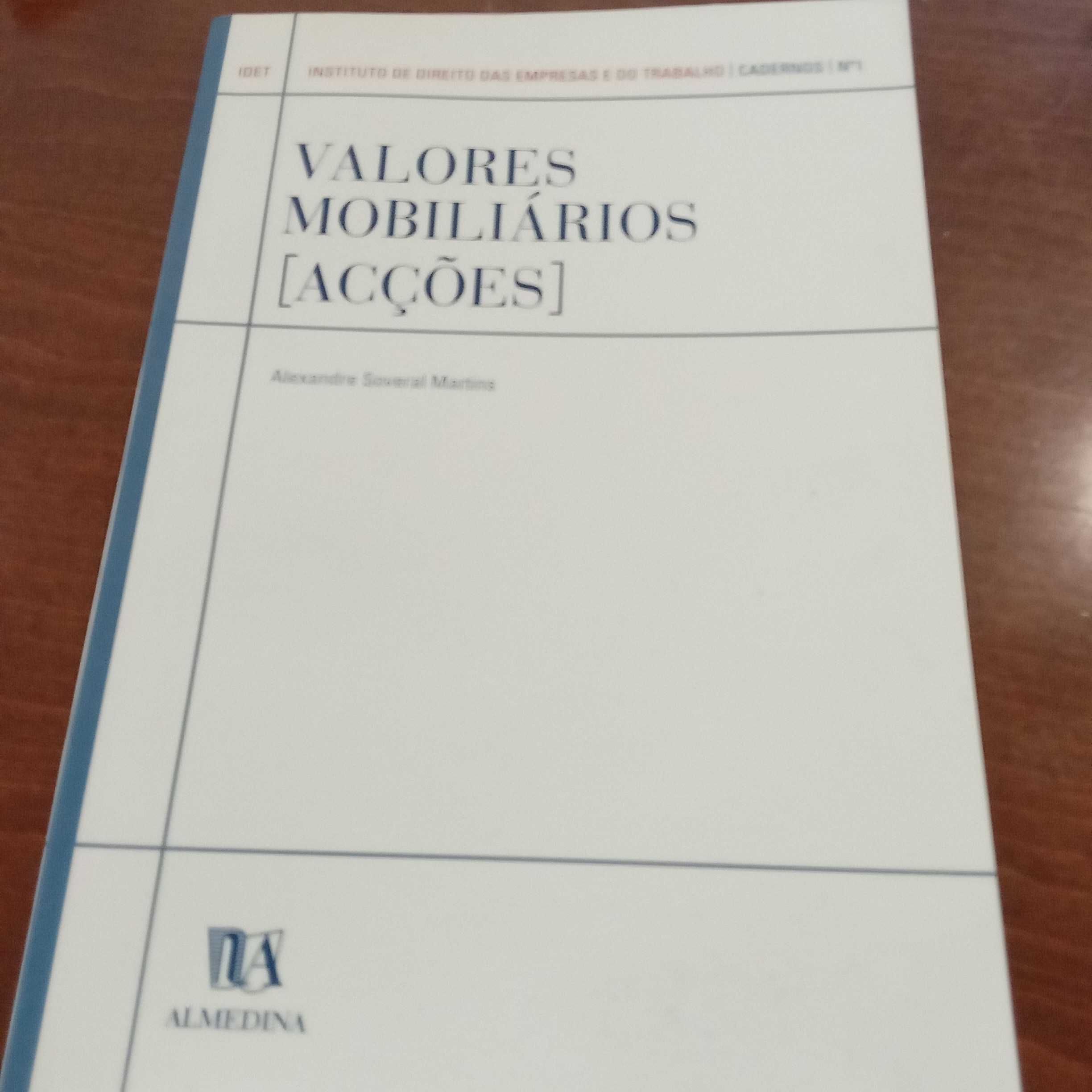Livro de Direito - Valores mobiliários - ações