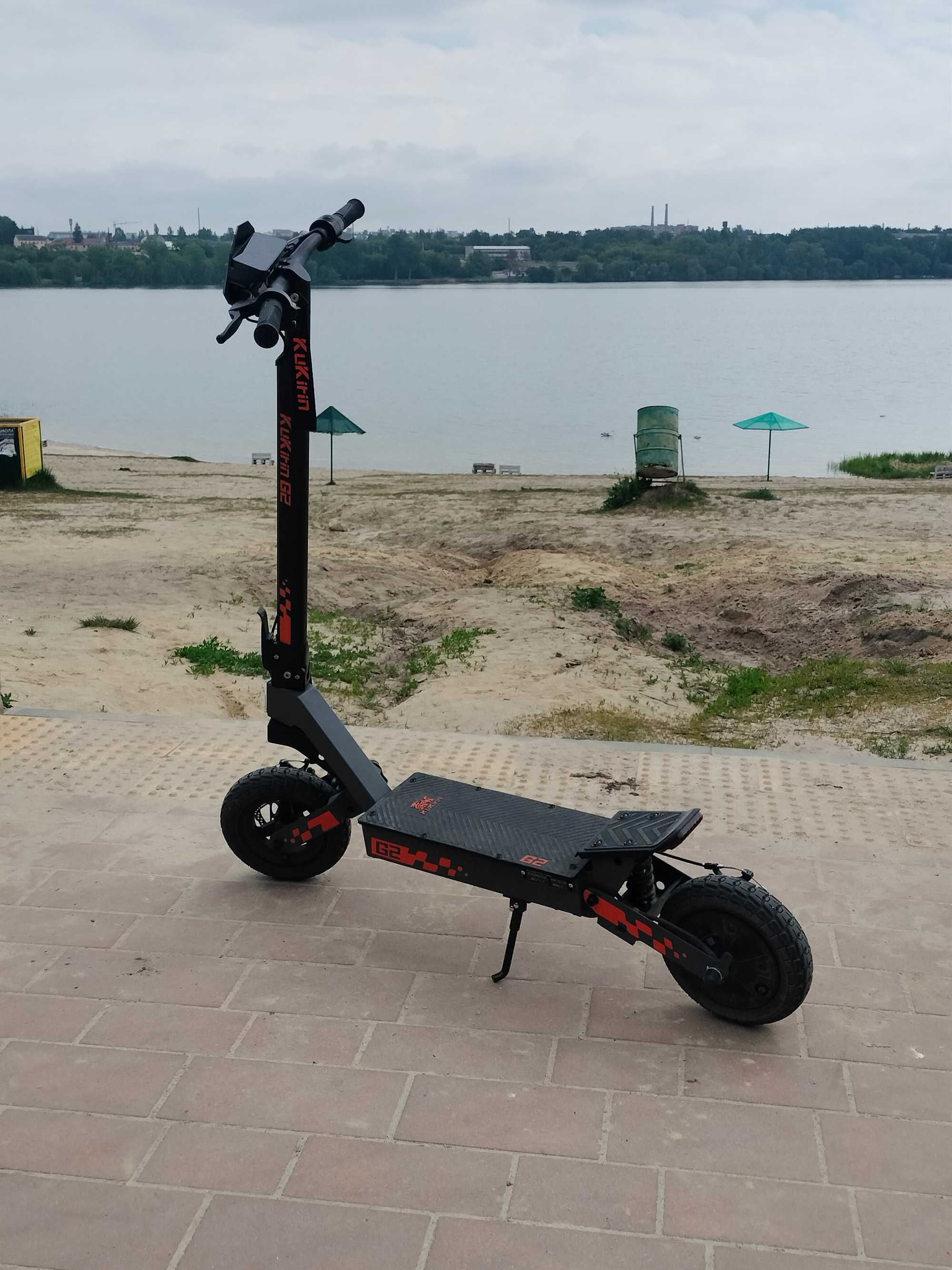 Електросамокат Kugoo Kirin G2 2025 рік (800 Вт; 15 А*ч; 48 В)