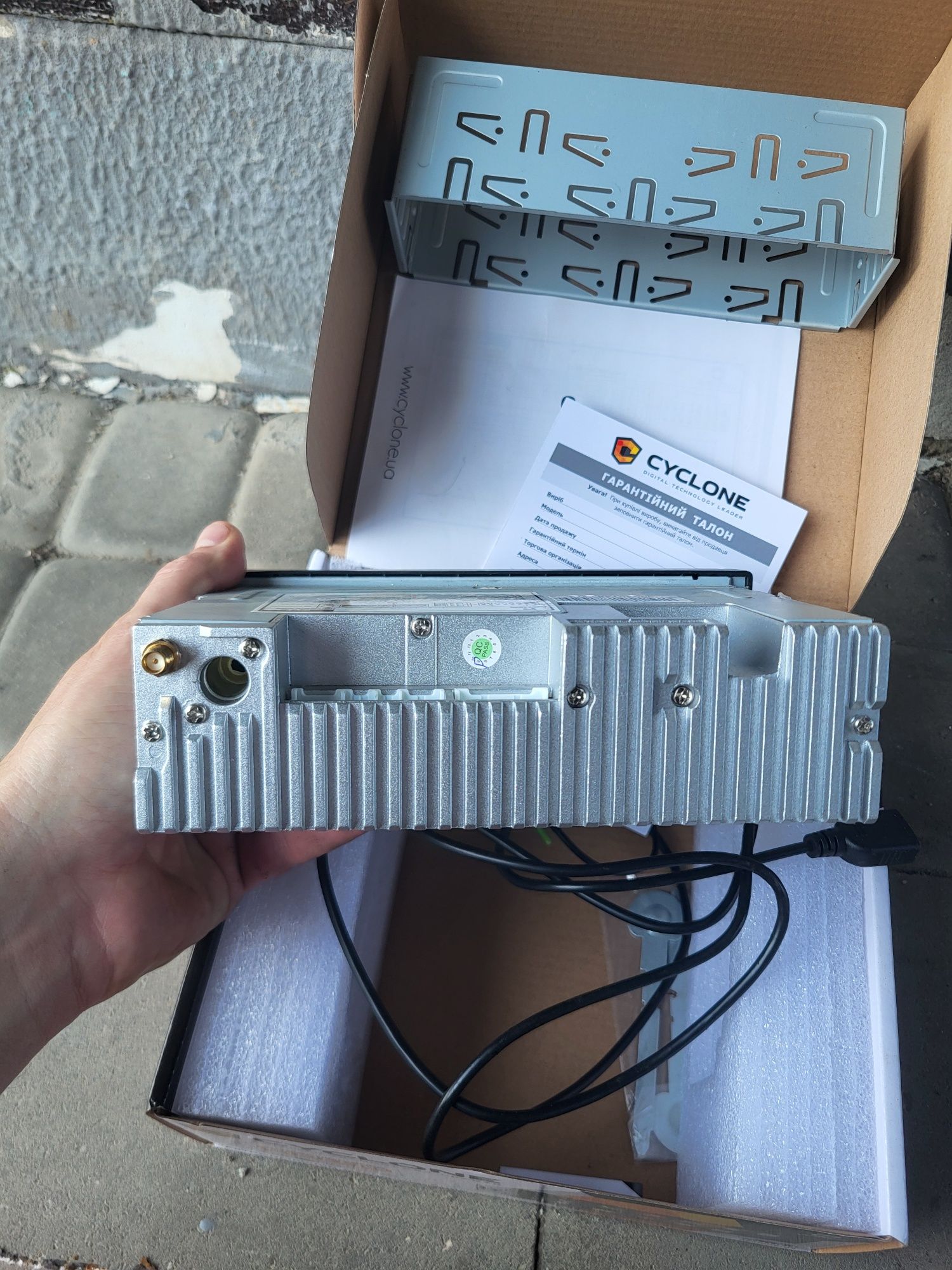 Продам втомагнитолу CYCLONE M-5003 1 din