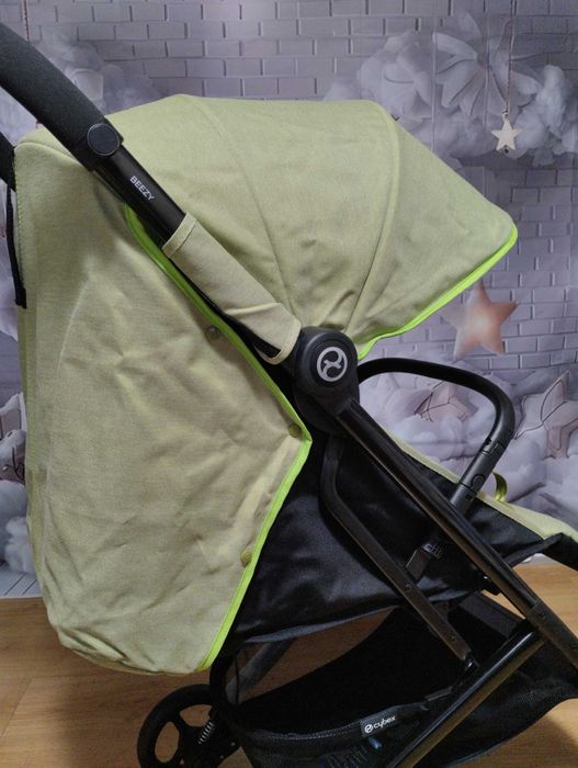 Cybex Gold Beezy wózek spacerowy spacerówka do 22 kg mały lekki Nature