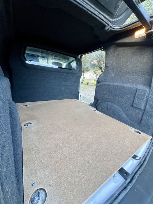 Peugeot Partner 1.6 Hdi 100cv GPS/3Lug./AC