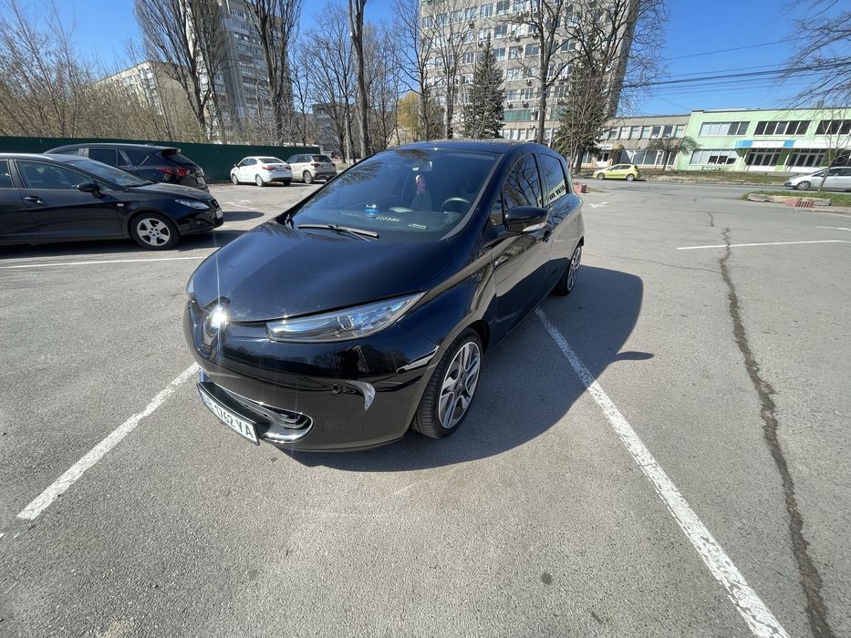 Продам Renault zoe
