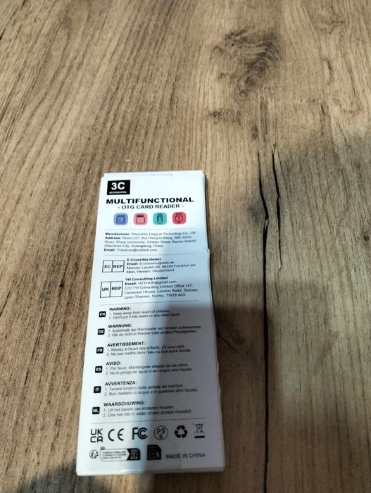 Wielofunkcyjny czytnik kart