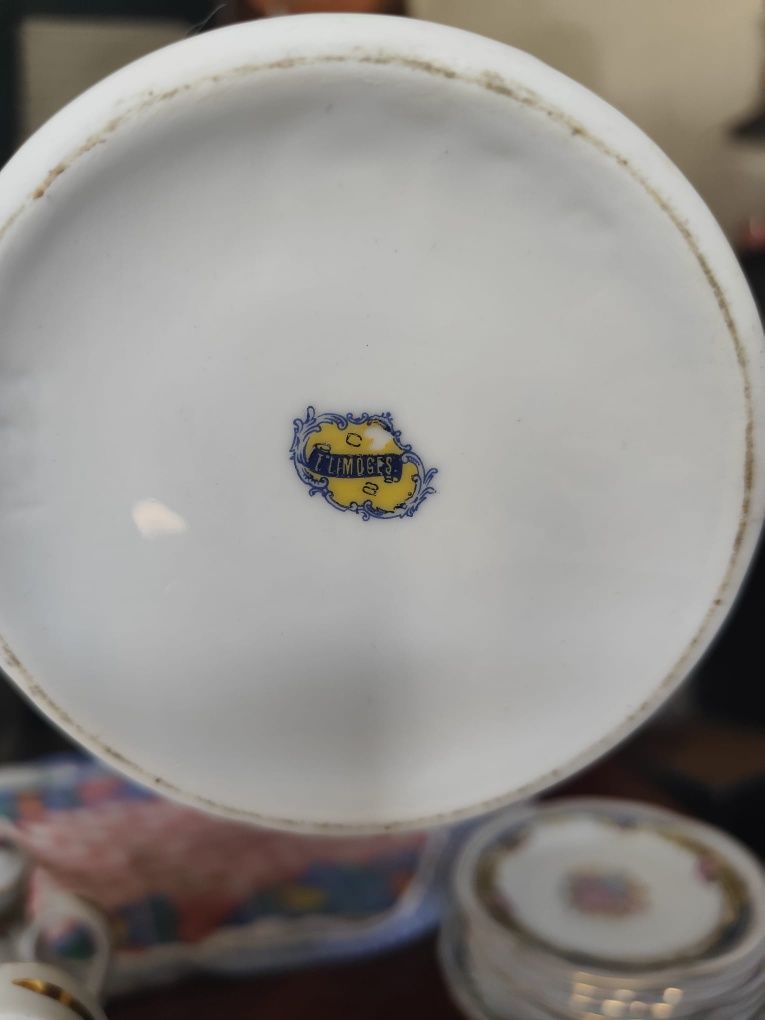 Louça limoges com selo
