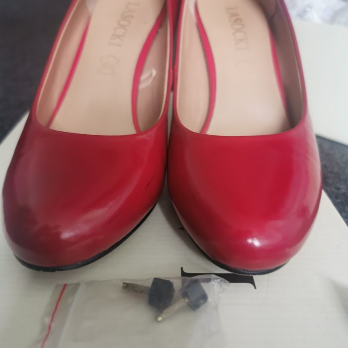 Szpilki rozmiar 35 Lasocki