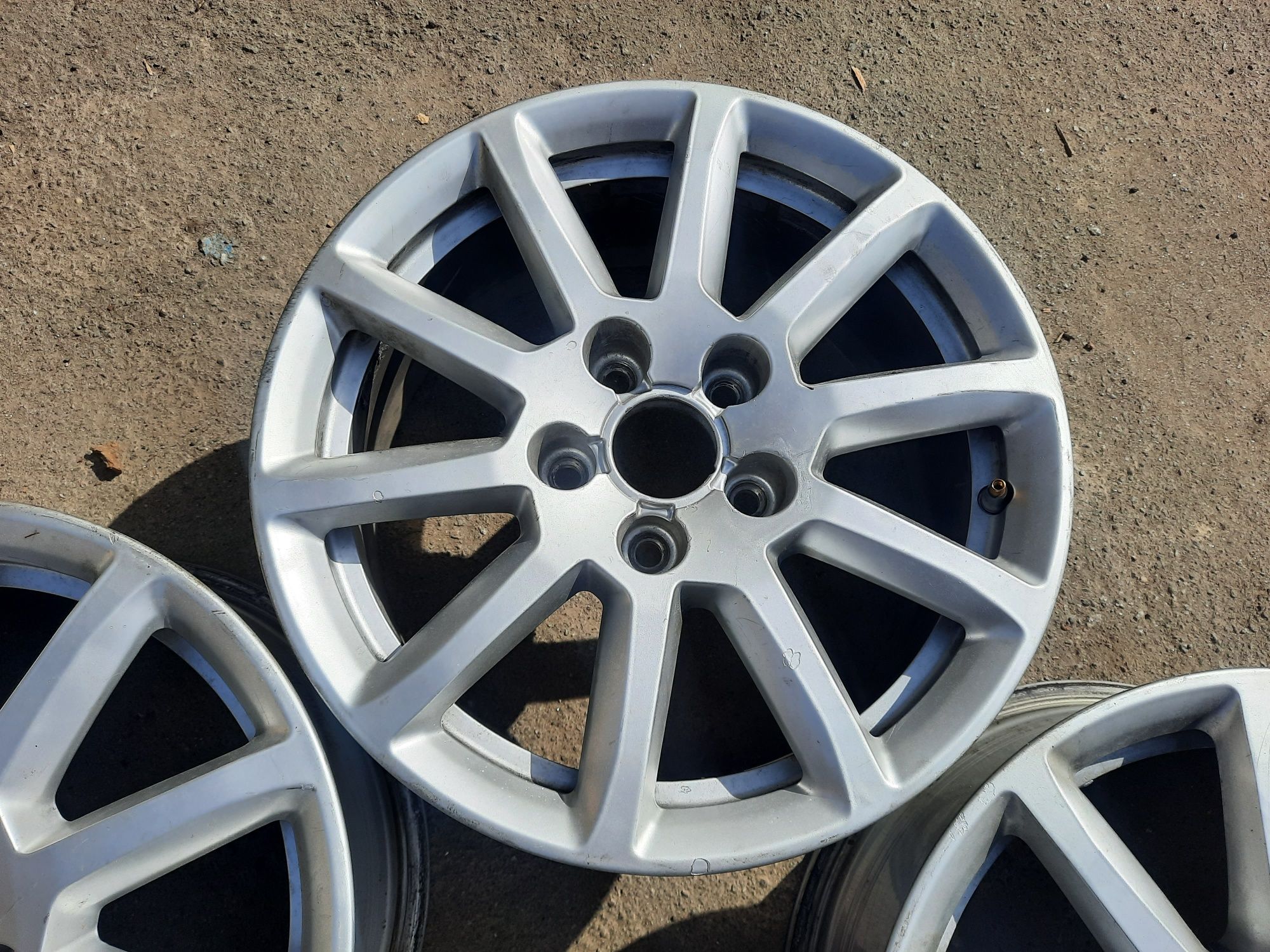 Диски Audi r16 5x112 et39 j7 dia66 A3, A4, A6