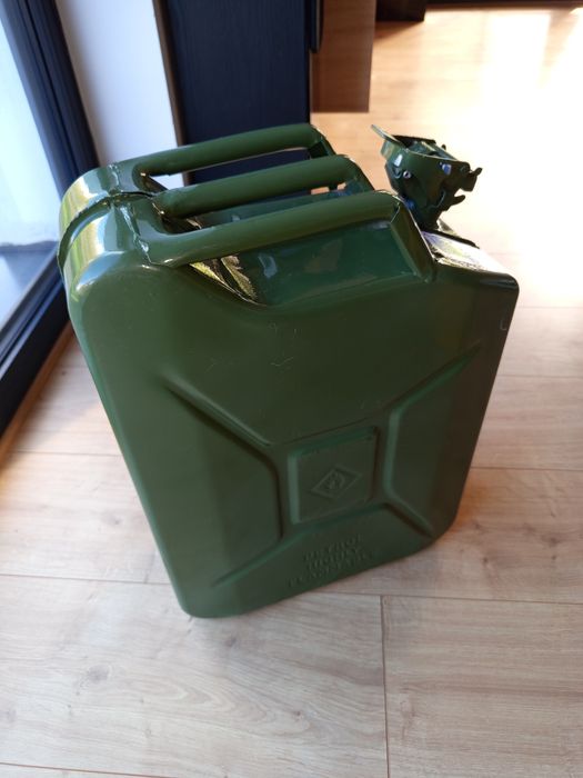 Kanister barek prezent