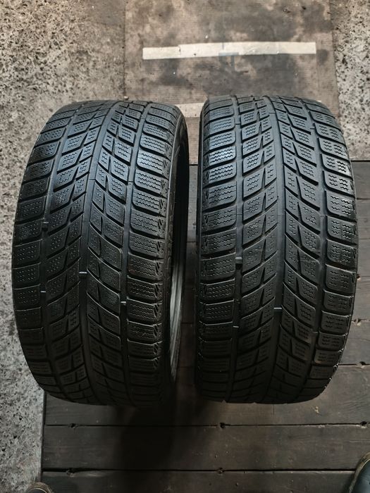 Продам пару шин 245/45 R18