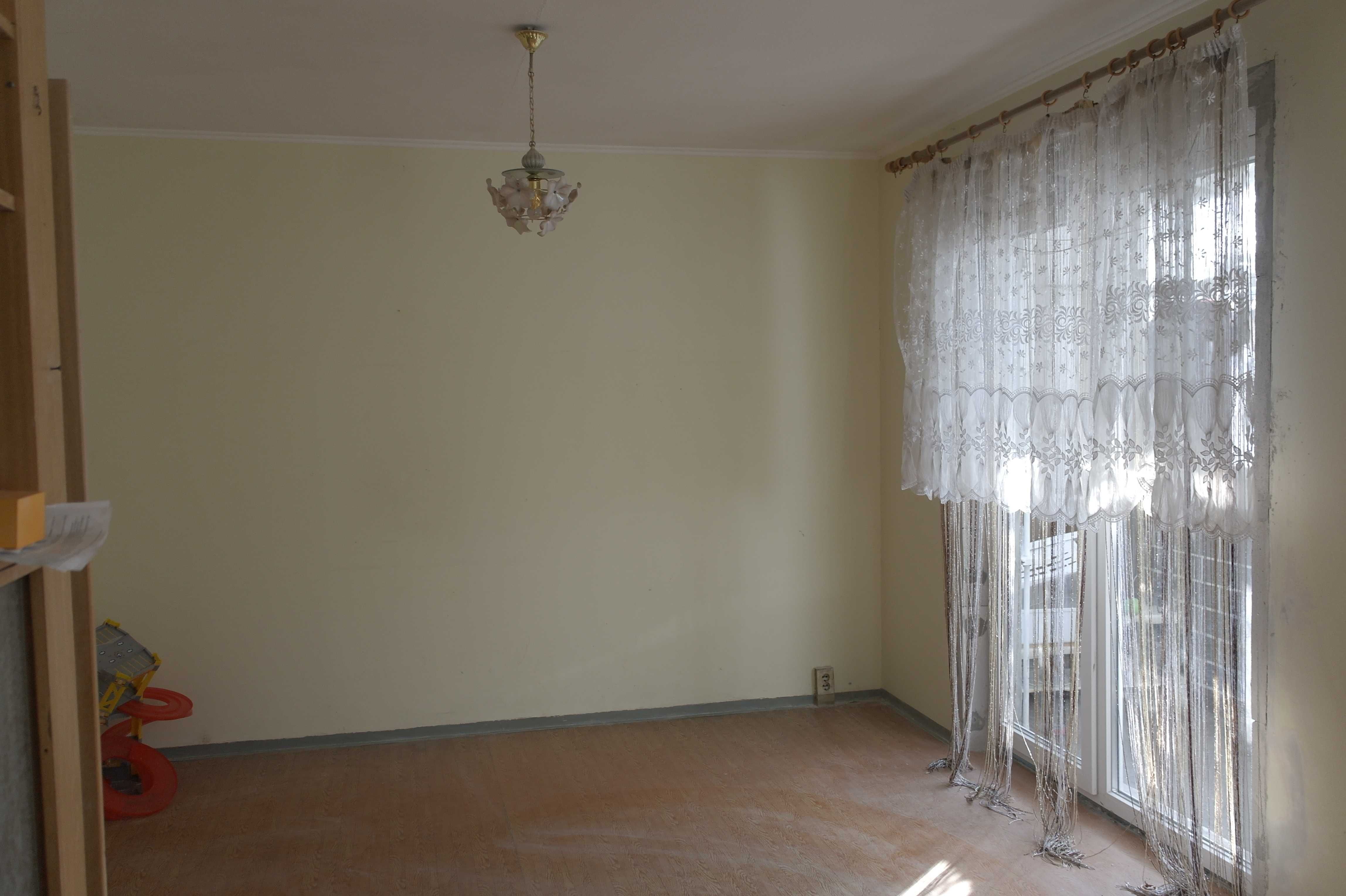 Продаж 3 к квартири 57 кв. м., смт. Воловець, вул. Карпатська 40