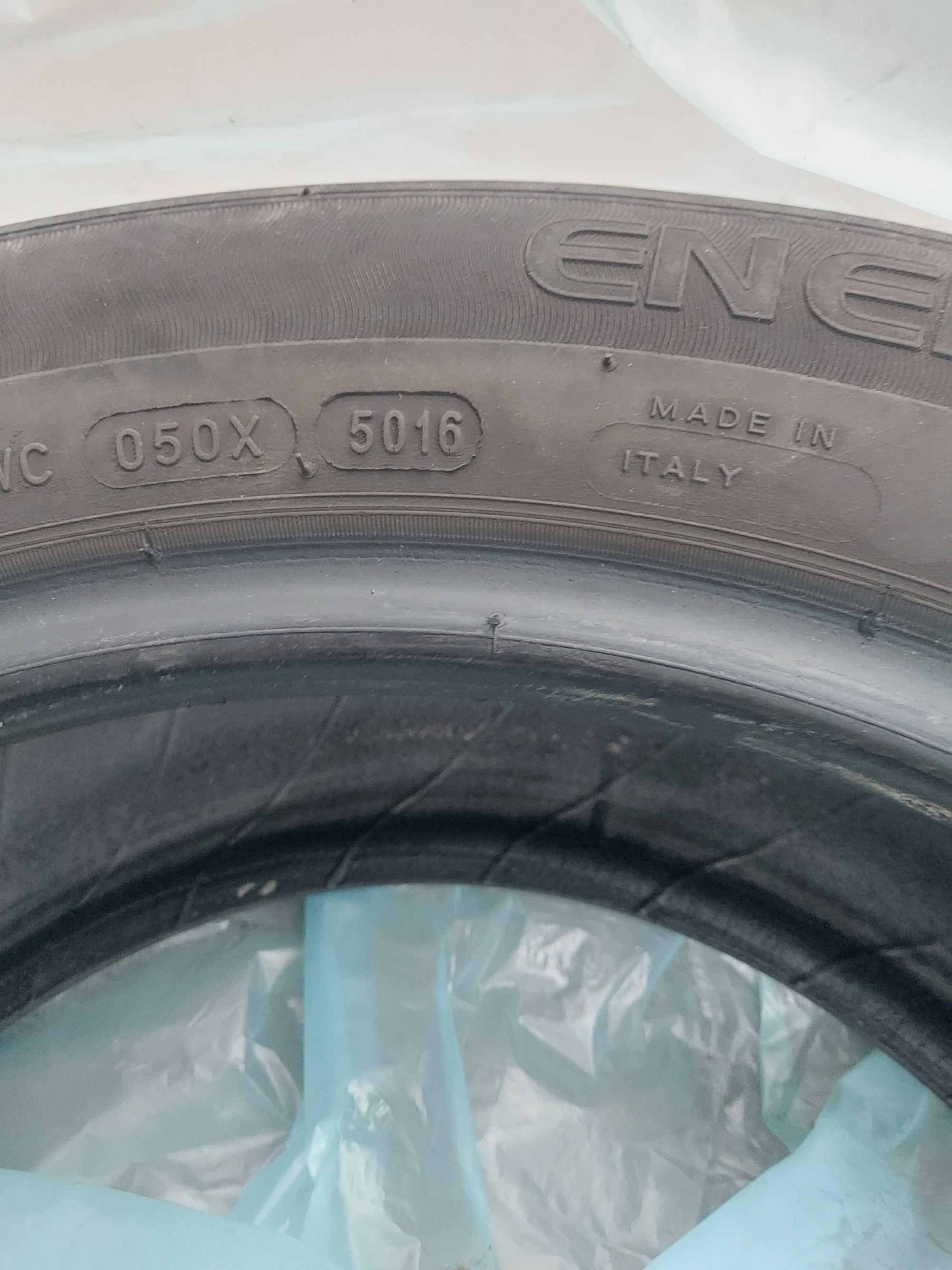 Oddam za darmo opony letnie Michelin energy saver 205/55r16.