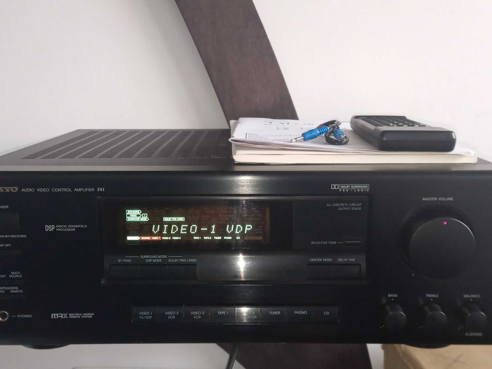Amplituner wzmacniacz ONKYO A-SV620  prawie nowy.
