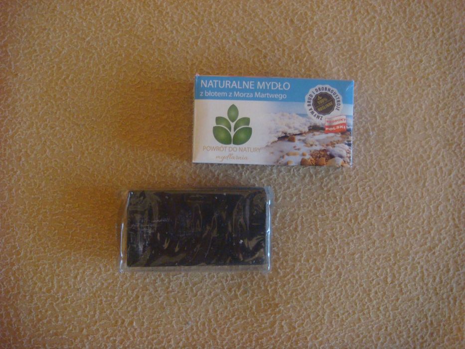 mydła naturalne z woskiem pszczelim, olejem migdałowym, błotem z morza