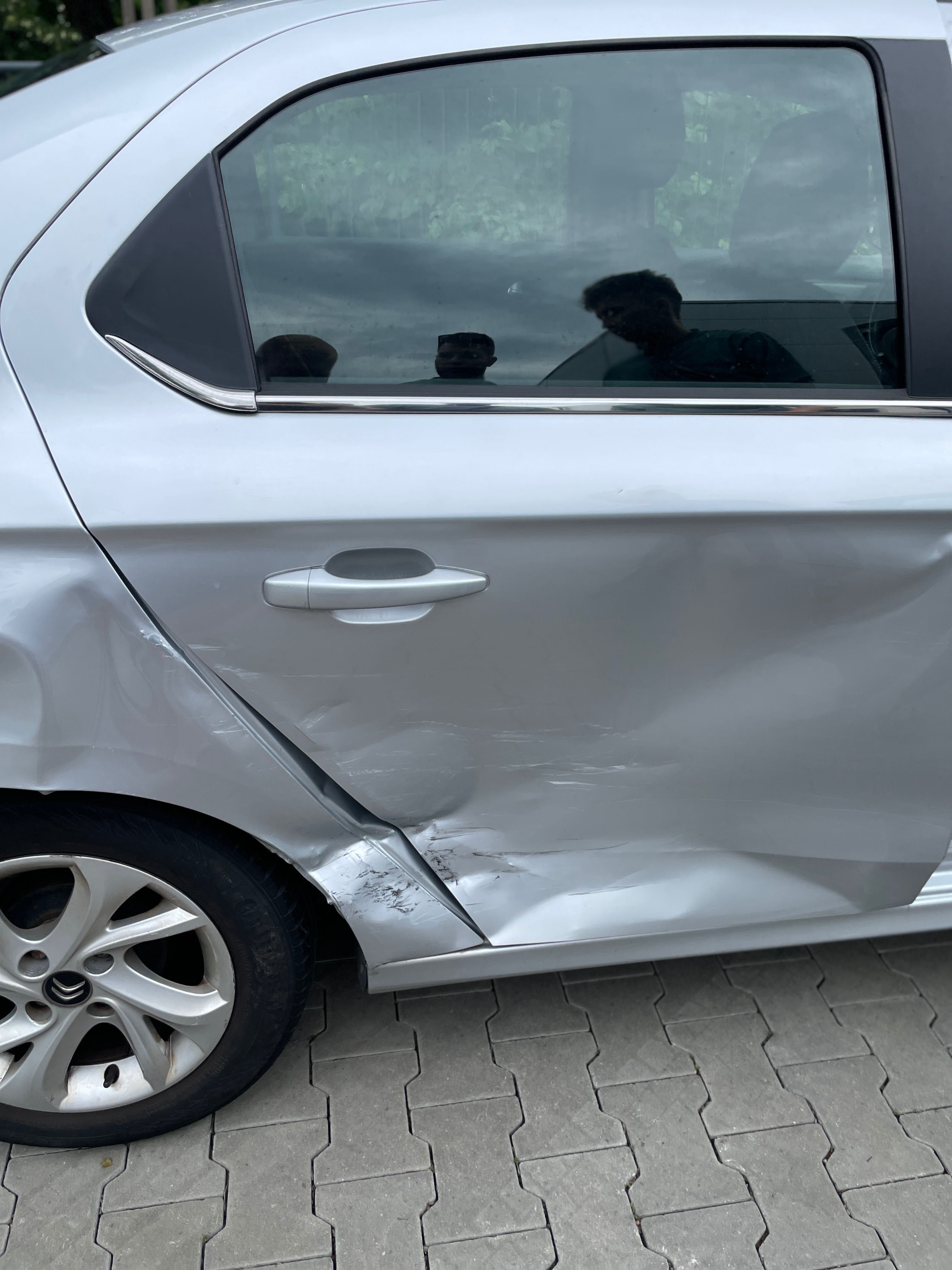 Citroen C-Elysée 1.6 benzyna 2012 rok