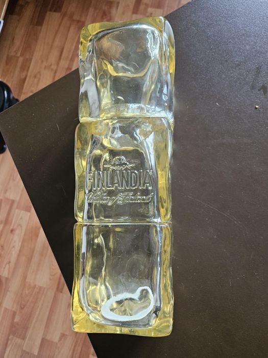 Limitowane etui do wódki Finlandia