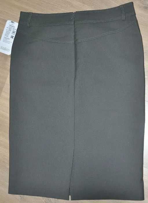 NOWA spódnica Salko R.36 kolor khaki,ołówkowa spódniczka z kieszeniami