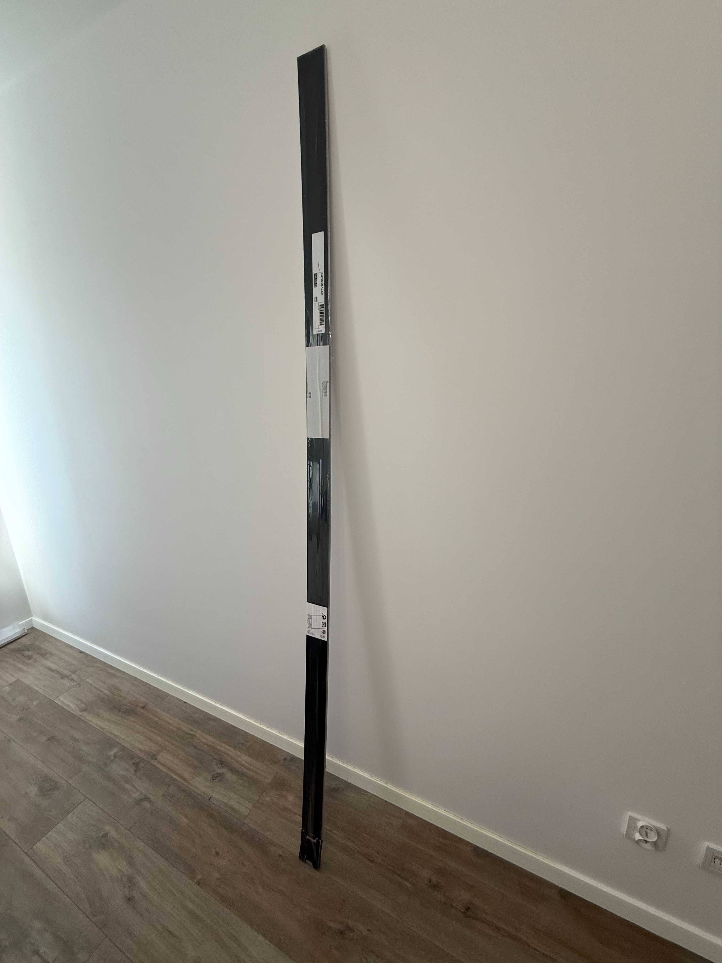 Kungsbacka cokół kuchenny, panel dolny 220x8