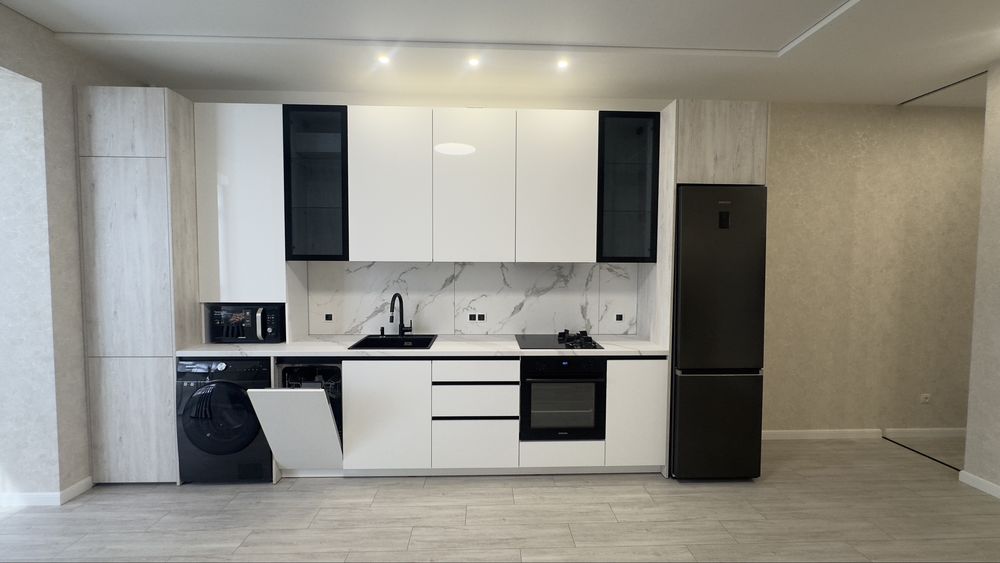 Продаж 1 кімн квартири з новим ремонтом. Закритий двір. Автономне опал