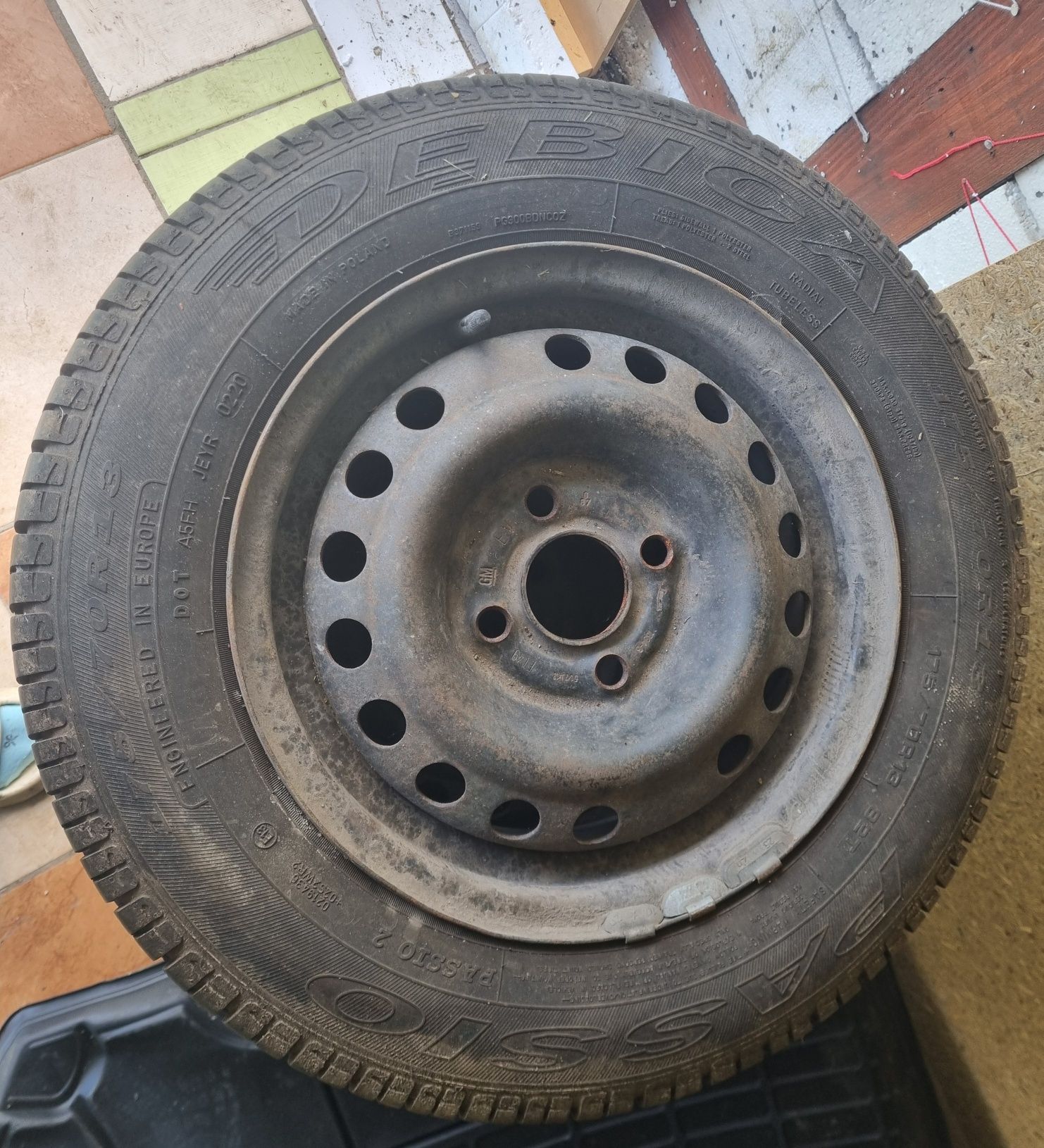 Opony letnie 175/70/13