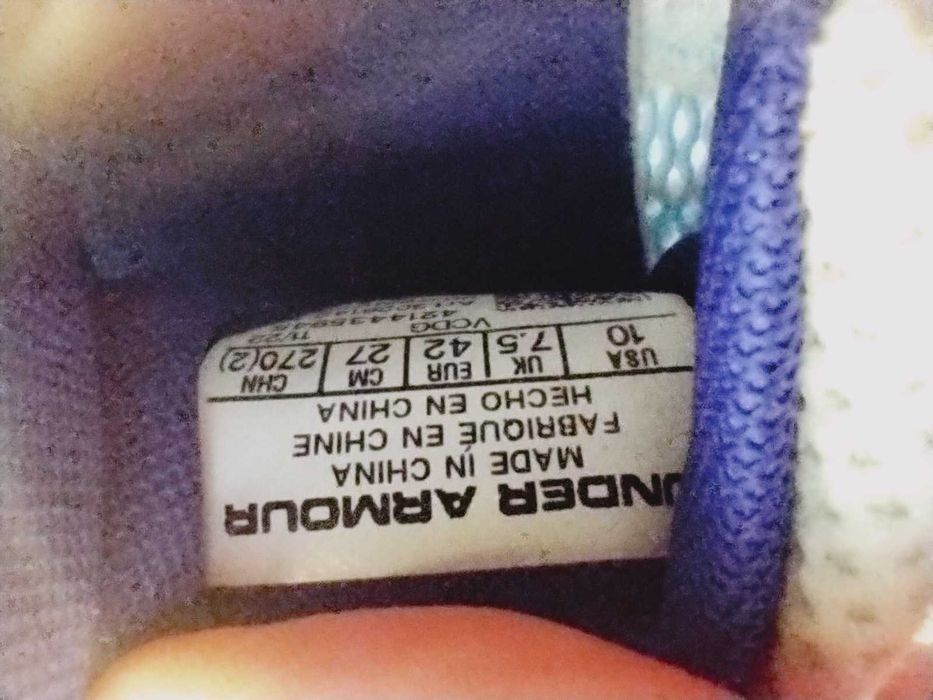 buty biegowe Under Armour Charged breeze  roz 42 bdb