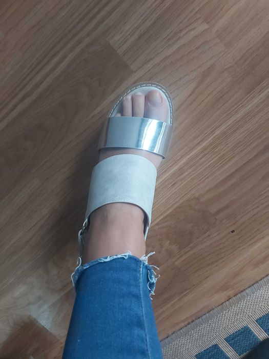 Sandálias salto alto prateadas