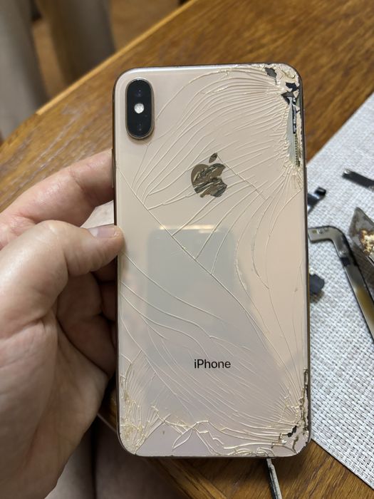 Iphone XS max на запчатини